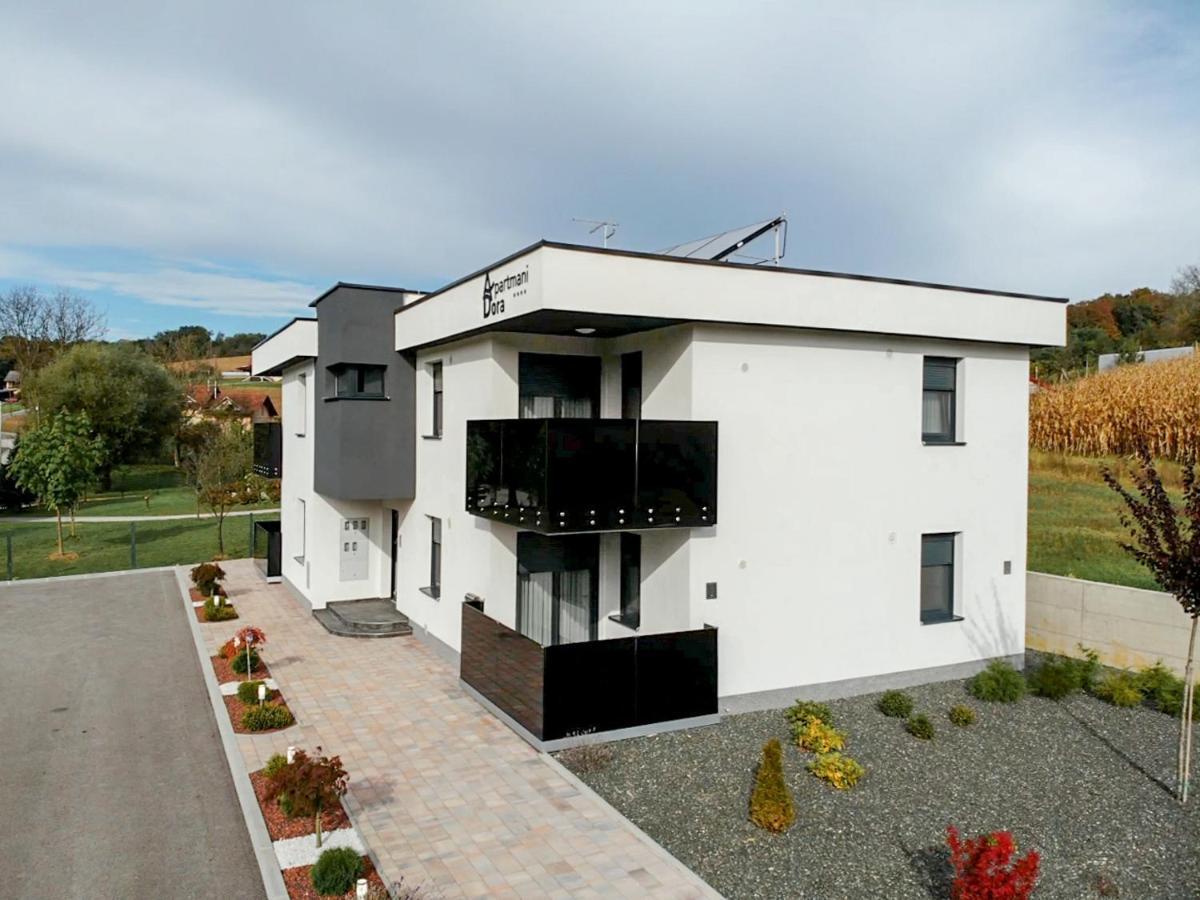 Apartments Dora Sveti Martin Na Muri Dış mekan fotoğraf